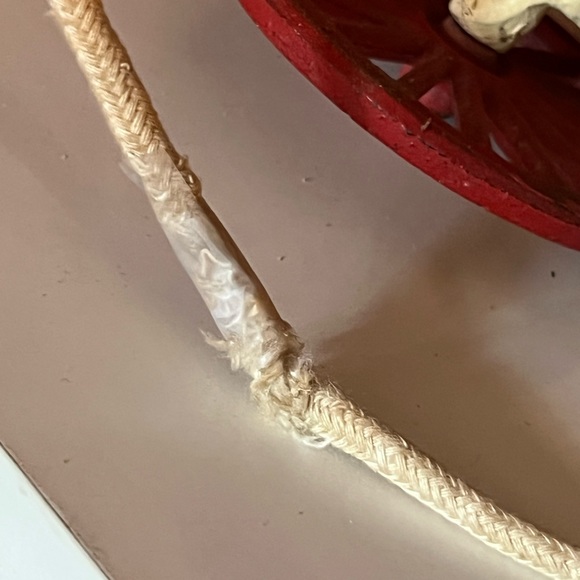 VINTAGE ANTIQUE 19” CAST IRON HORSE DRAWN FIRE ENGINE / HOSE WAGON TOY - Picture 14 of 16